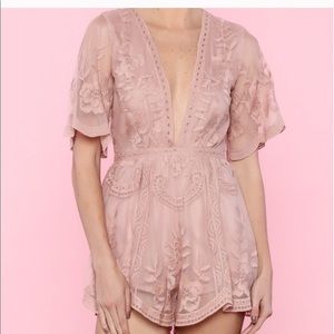 NWT Honey Punch Size M Lace Cut out Romper Pink